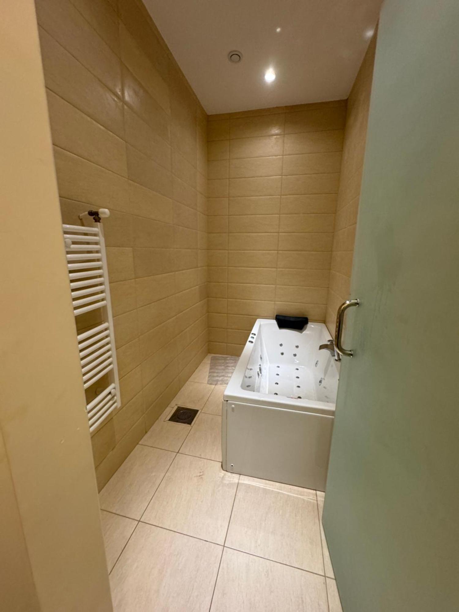 Le Zenith Hotel Oran Luaran gambar
