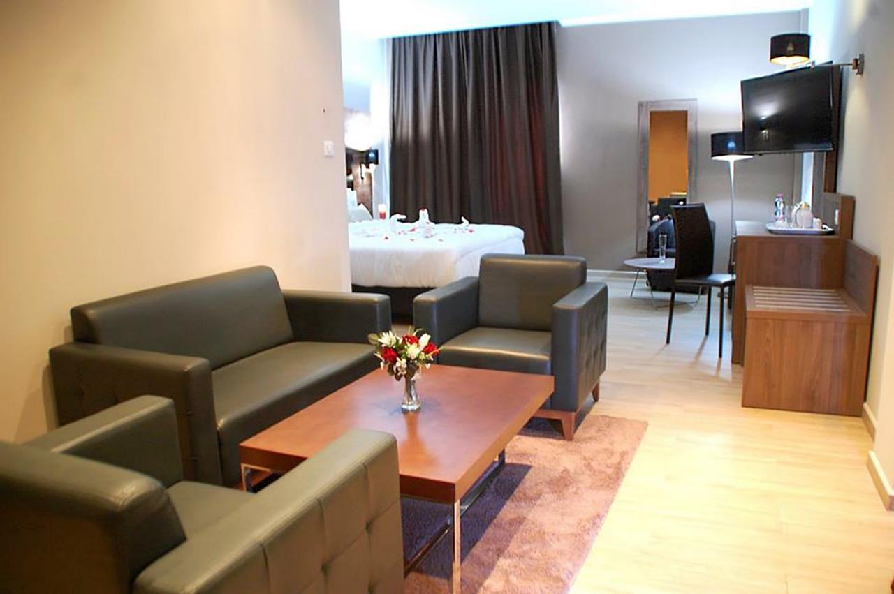 Le Zenith Hotel Oran Luaran gambar