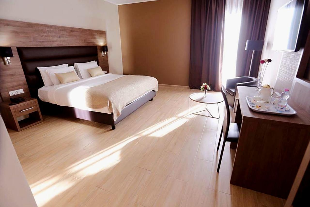Le Zenith Hotel Oran Luaran gambar