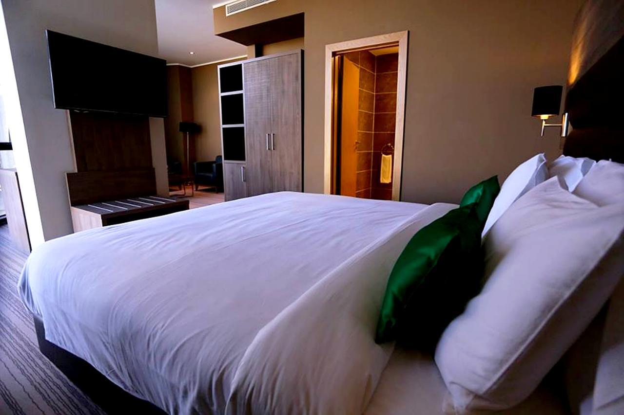 Le Zenith Hotel Oran Luaran gambar